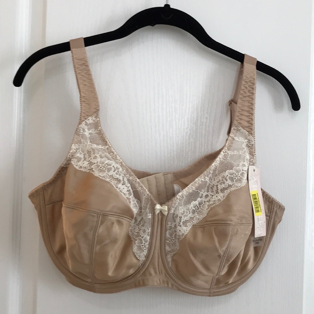 Tan Cabernet bra size 38DD - NWT